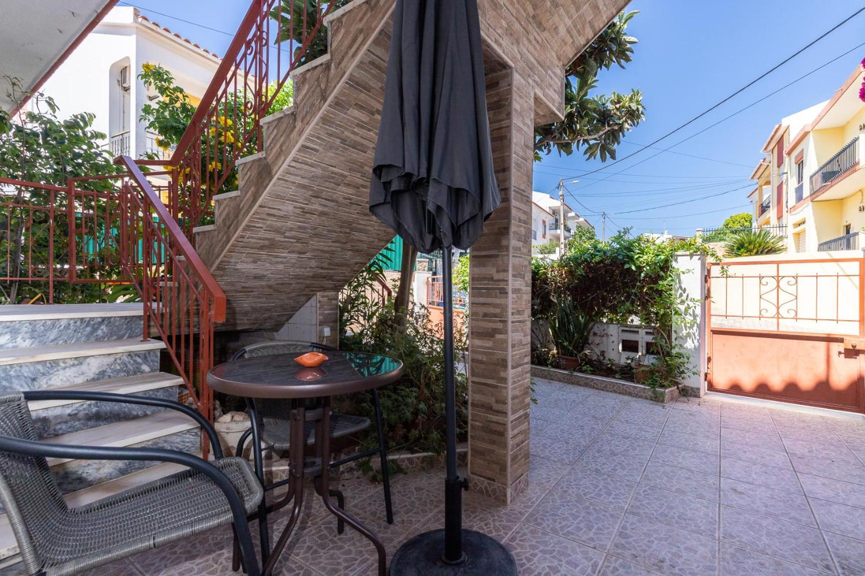 Porta Nova Guesthouse By R-Tex تافيرا المظهر الخارجي الصورة