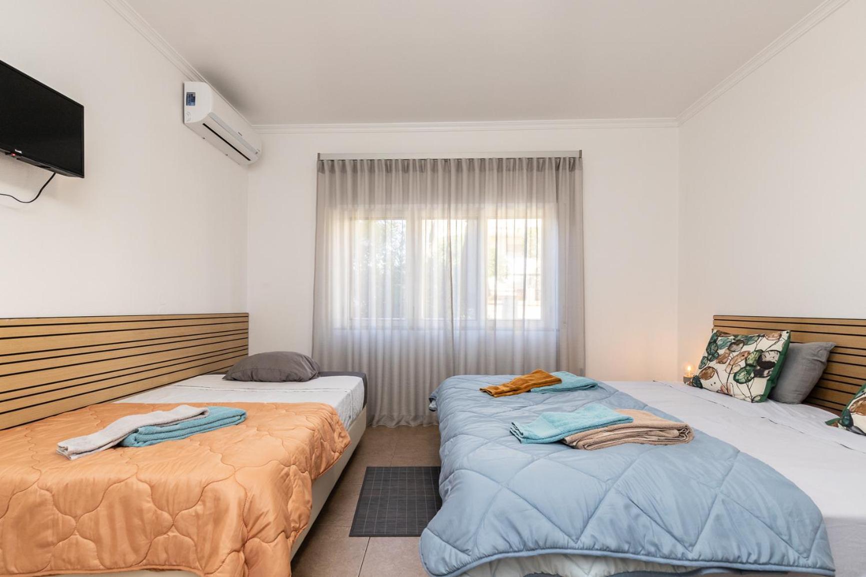 Porta Nova Guesthouse By R-Tex تافيرا المظهر الخارجي الصورة